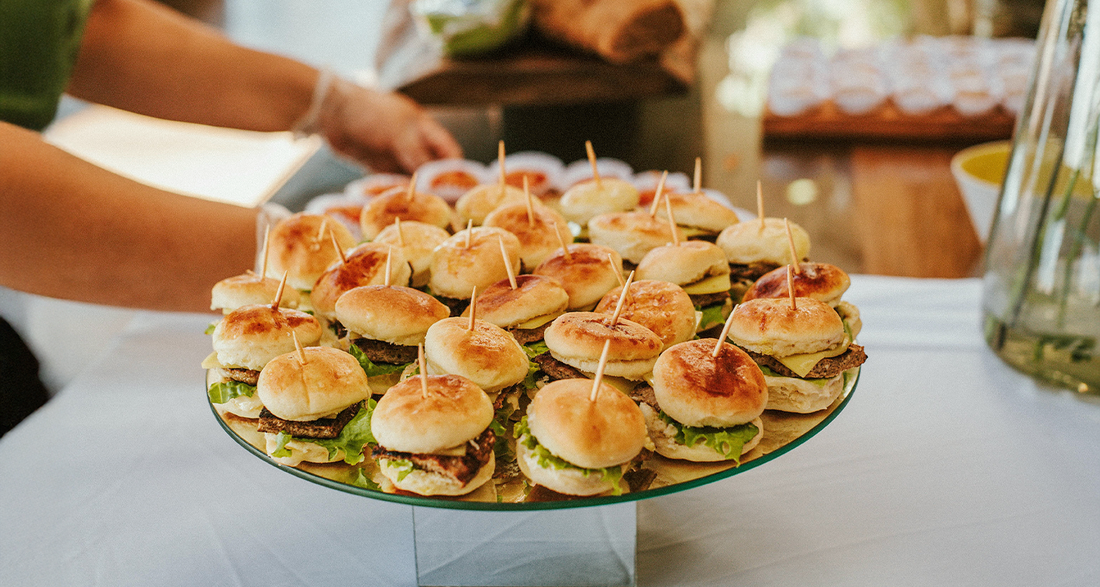 Hosting the Ultimate Masters Viewing Party: A Guide to Gourmet Golf Weekend Entertaining